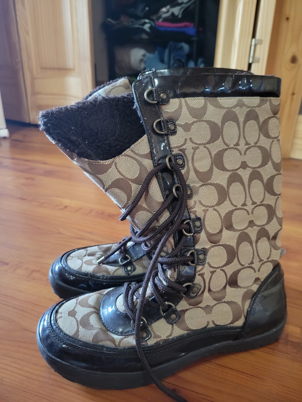 COACH Signature Lace-Up Winter Boots - Beige/Brown - Picture 2 of 3